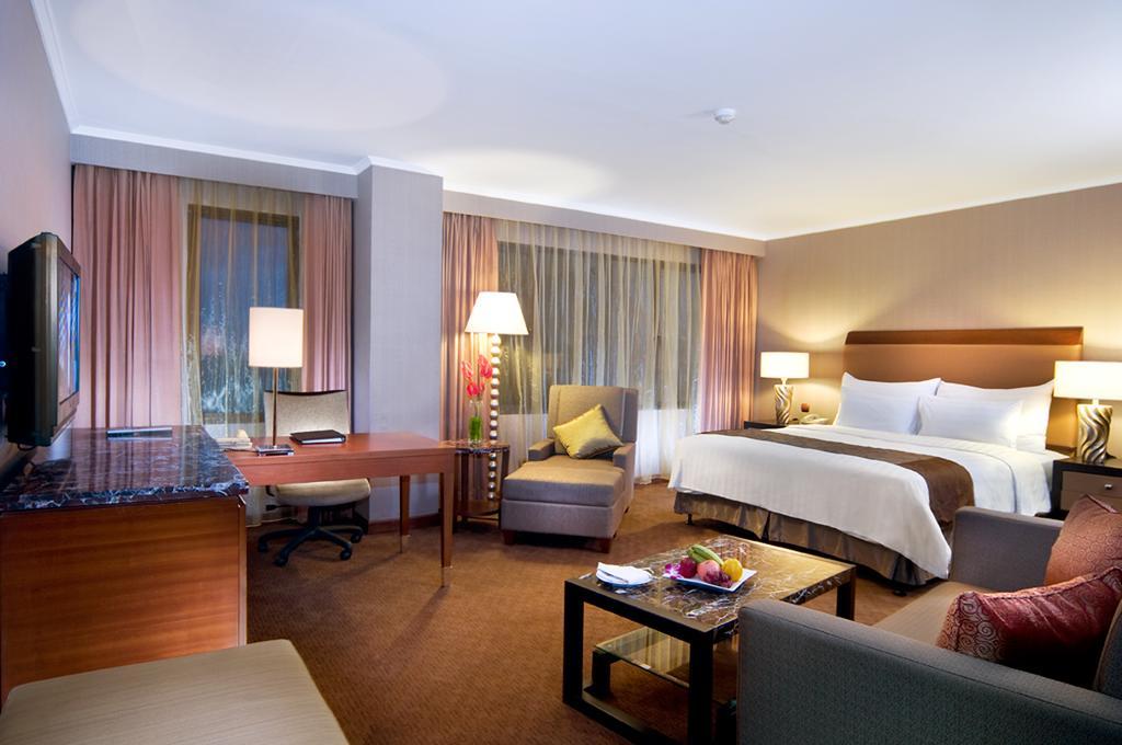 Le Grandeur Hotel Balikpapan חדר תמונה