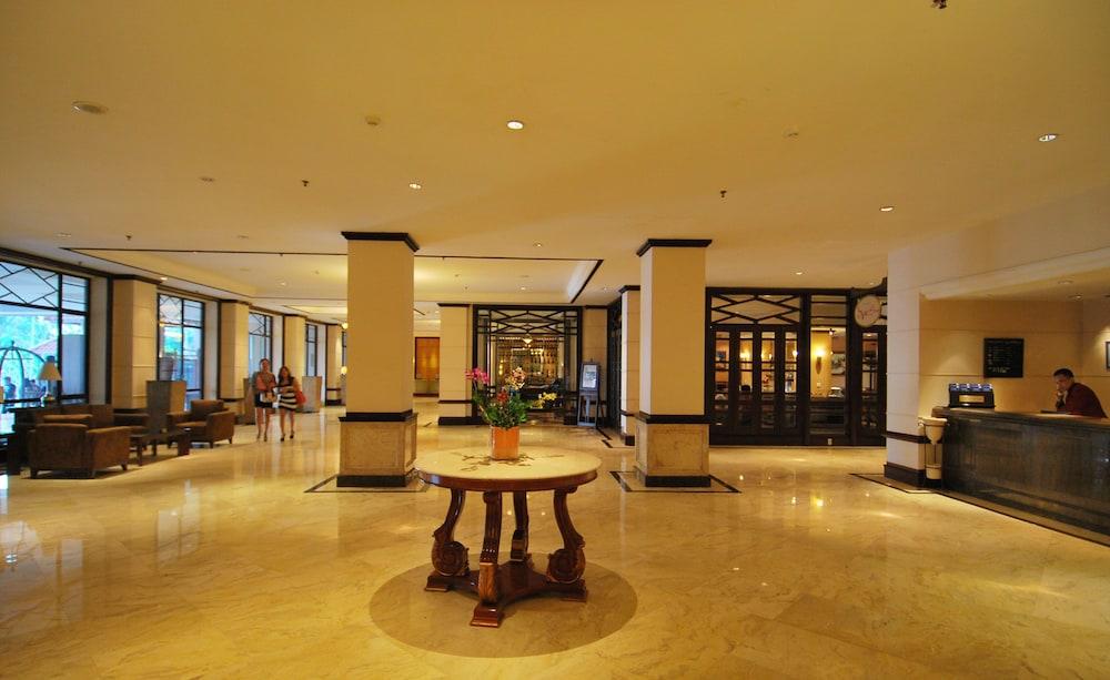 Le Grandeur Hotel Balikpapan מראה חיצוני תמונה