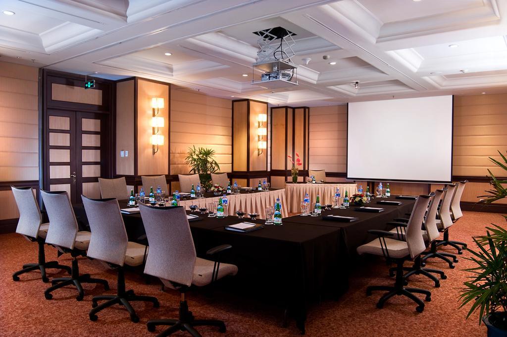 Le Grandeur Hotel Balikpapan מראה חיצוני תמונה
