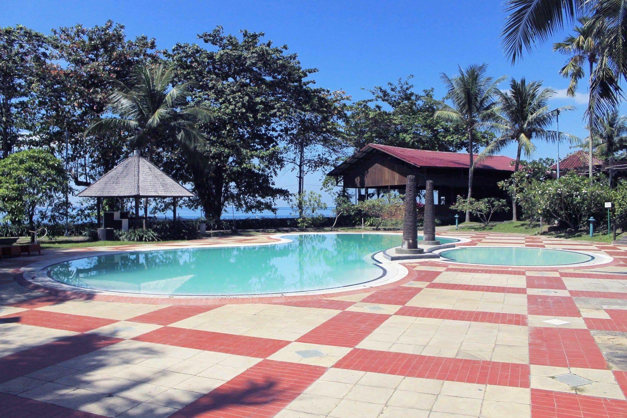 Le Grandeur Hotel Balikpapan מראה חיצוני תמונה