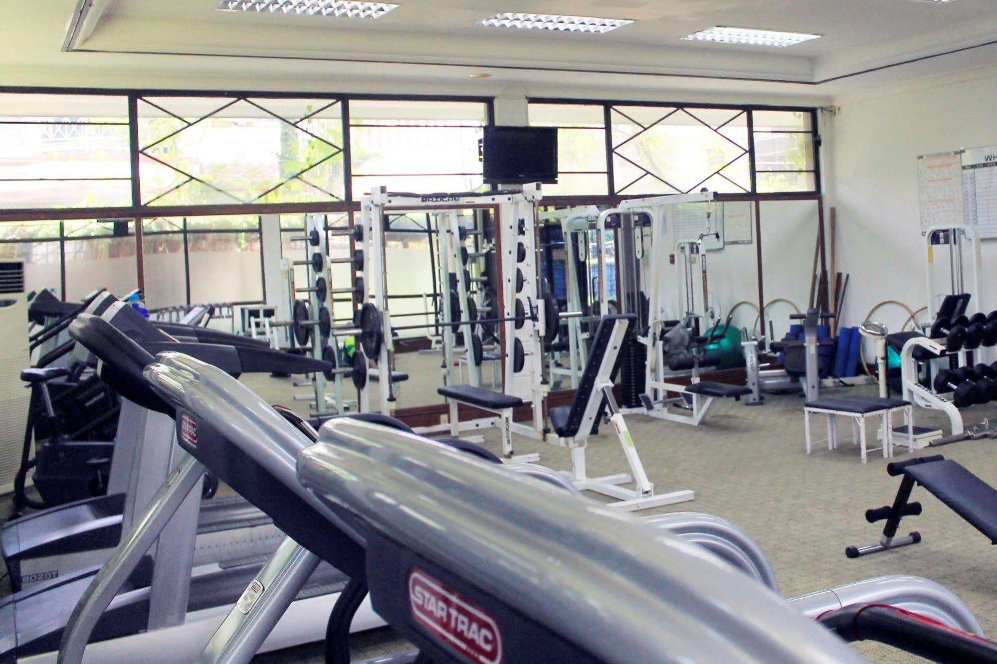 Le Grandeur Hotel Balikpapan מראה חיצוני תמונה